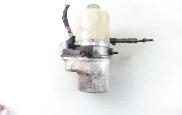 Skoda Fabia Mk1 (6Y) Power steering pump 