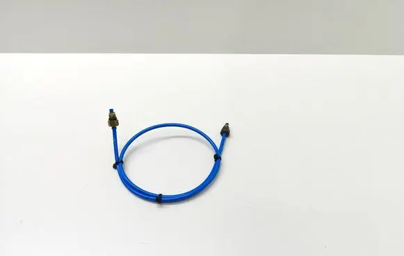 BMW 5 E60 E61 Air suspension pipe/line (rear) 