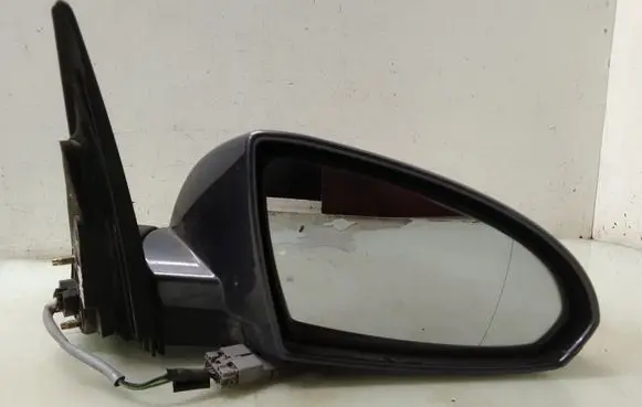 Nissan Primera Front door electric wing mirror