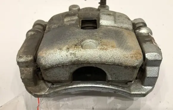 Hyundai Elantra VII Front brake caliper 