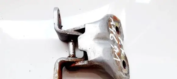 Hyundai Getz Front door upper hinge