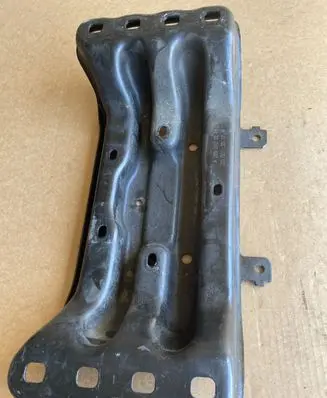 Mercedes-Benz GLC X253 C253 Gearbox mounting bracket A2052422201