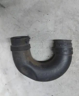 Volkswagen Touran I Air intake hose/pipe 1K0129618BA