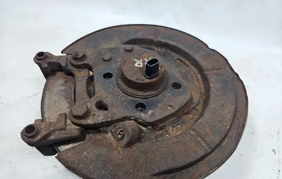 Toyota Corolla Verso AR10 Rear wheel bearing hub