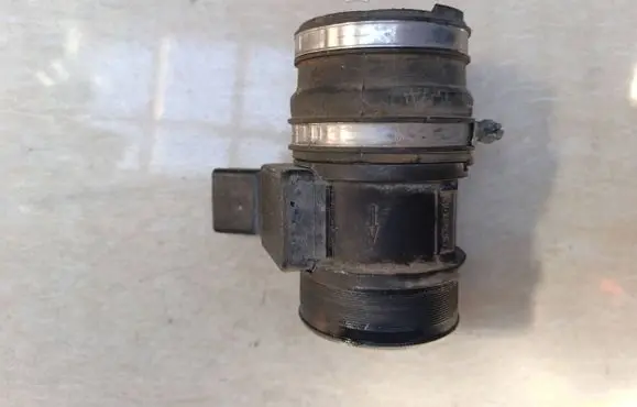 Citroen Xsara Mass air flow meter 9628336380