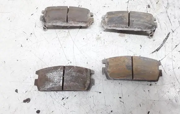 SsangYong Rexton Brake pads (rear) 