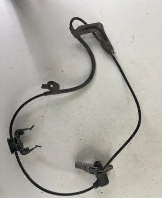 Toyota Avensis T220 ABS brake wheel speed sensor 8954205030 895420503