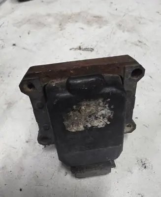 BMW 3 E46 High voltage ignition coil 0221504410