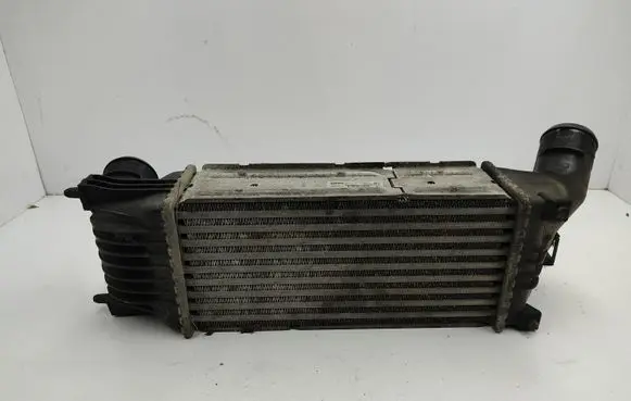 Citroen C5 Intercooler radiator 9645682880