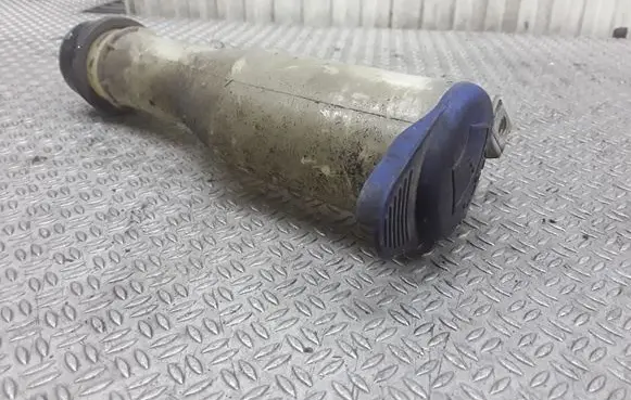 Volvo S80 Window washer liquid tank fill tube 