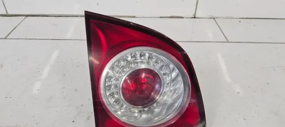 Volkswagen Golf Plus Tailgate rear/tail lights 5M0945093M 89091210