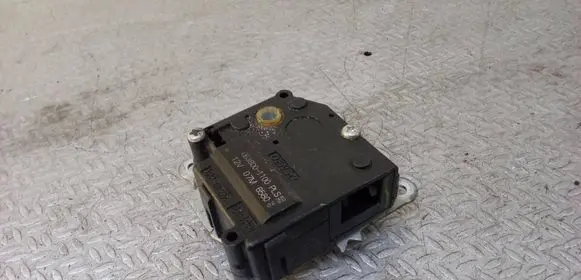 Toyota Prius (XW30) Air flap motor/actuator 0638001100