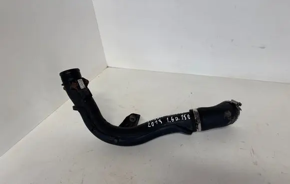 Intercooler hose/pipe