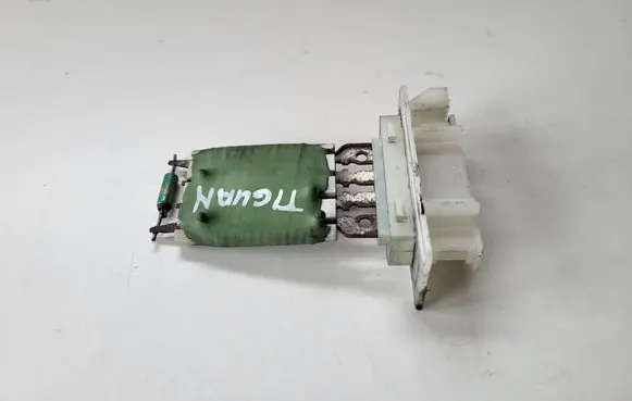 Volkswagen Tiguan Other relay