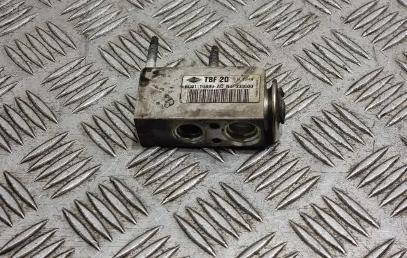 Air conditioning (A/C) expansion valve