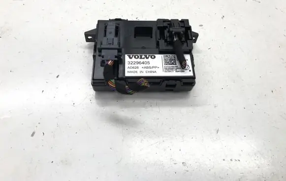 Volvo XC40 Other control units/modules 32296405