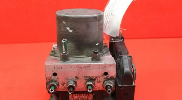 Renault Megane II ABS Pump 8200344607