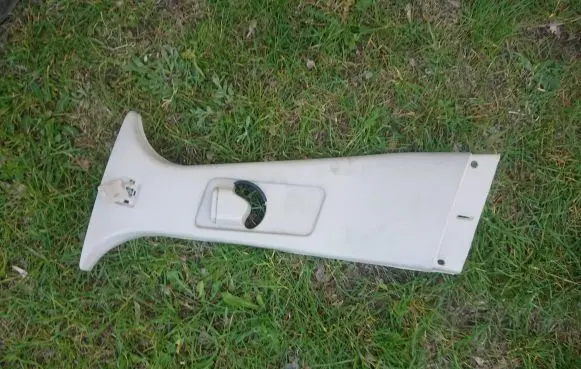 Jaguar XF X250 (B) pillar trim (top)