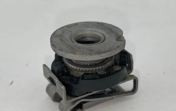Audi A7 S7 4G Headlight/headlamp mounting bracket 8P7806305