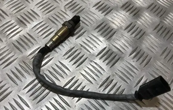 Mercedes-Benz ML W166 Lambda probe sensor 0065421718 0281004201