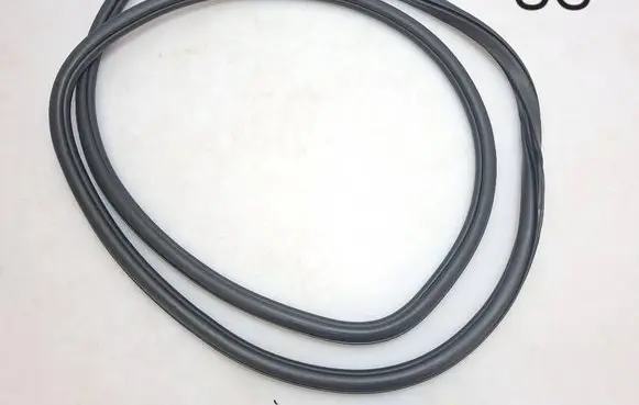 Volkswagen Tiguan Allspace Rear door rubber seal (on body) 5NN867913