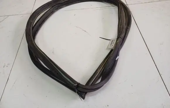 Audi 100 200 5000 C3 Rubber seal front coupe door 