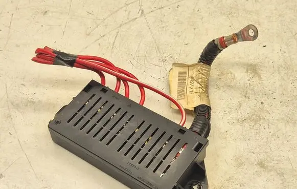 Volvo XC90 Positive wiring loom 8697715