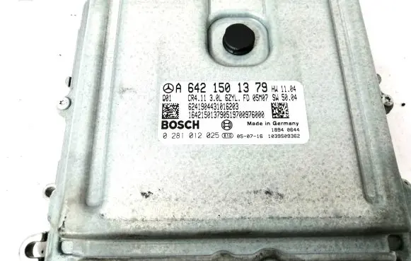 Mercedes-Benz E W211 Engine control unit/module A6421501379 0281012025 6241904431016203