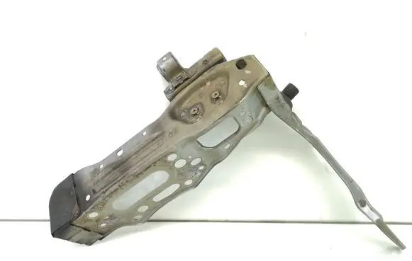 Headlight/headlamp mounting bracket