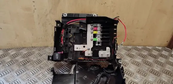 Volkswagen Touareg I Fuse module 7L0937548C 7L6941435P