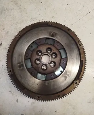 Volkswagen PASSAT B6 Dual mass flywheel 15105