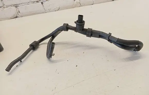 Volkswagen Transporter - Caravelle T5 Engine coolant pipe/hose 038995081