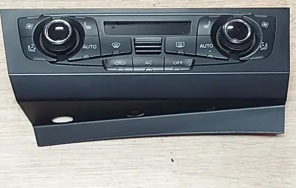 Audi A5 8T 8F Climate control unit 8T2820043N