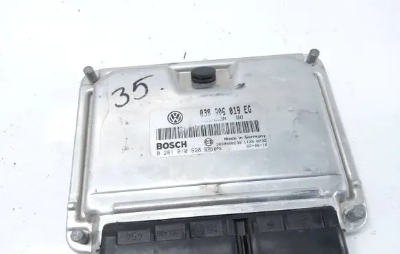 Skoda Superb B5 (3U) Engine control unit/module 038906019EG 1039S00230 0281010928