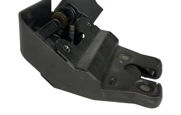 BMW 7 E65 E66 Tailgate/trunk/boot lock/catch/latch 7014870