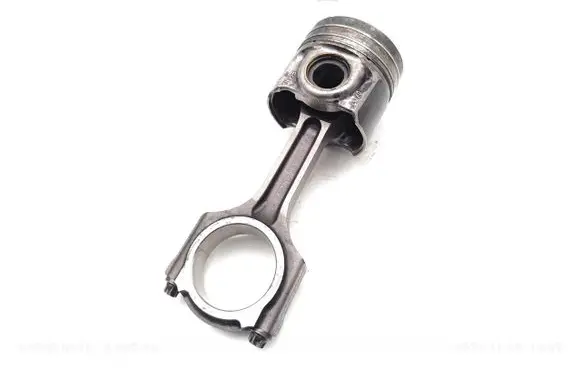 Ford Transit Courier Piston with connecting rod YMR6