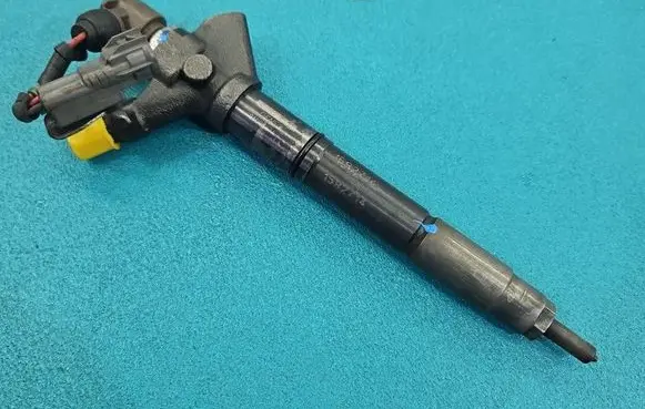 Toyota Avensis T250 Fuel injector 236700R040 IMPRK1582714