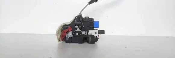 Volkswagen Phaeton Front door lock 25100D6