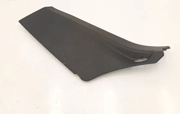BMW 2 F46 (C) pillar trim 7323665