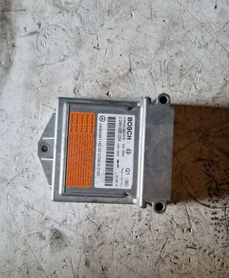 Mercedes-Benz Sprinter W906 Airbag control unit/module 0285010224 A9064461142