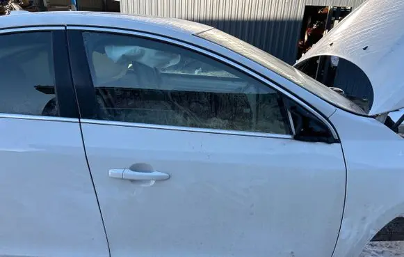 Volvo S60 Front door