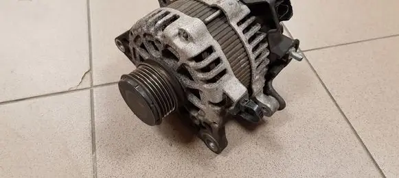 KIA Optima Generator/alternator 373002A910