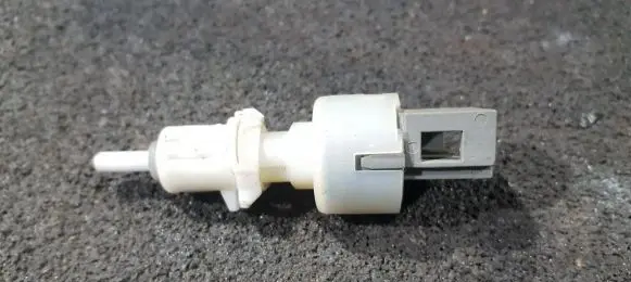 Fiat Doblo Brake pedal sensor switch b365