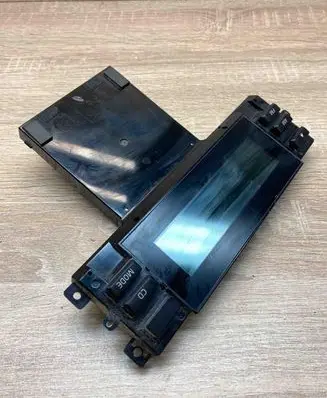Volvo V70 Screen/display/small screen 30797715 MD503100321 07W50E03