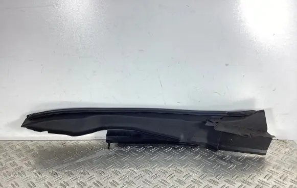 Lexus RX 450H Fender end trim 538070E011