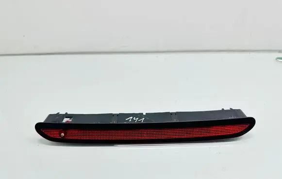 Volkswagen Touran III Third/center stoplight 3CN945087