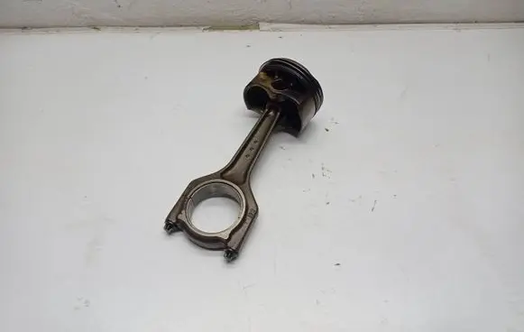 BMW 5 E60 E61 Piston with connecting rod