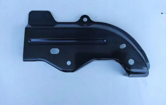 Tesla Model 3 Fender mounting bracket 109230500B