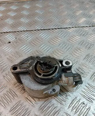 Peugeot Partner Vacuum pump D1562C2 1906S