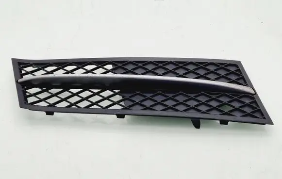 BMW 5 F10 F11 Front bumper lower grill 51117200700